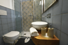 Bagno camera matrimoniale